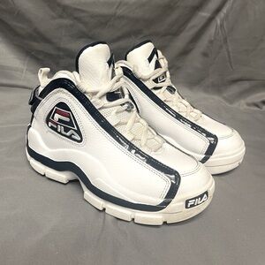 FILA Grant Hill Kids Size 2 White Leather Basketball Shoes Sneakers